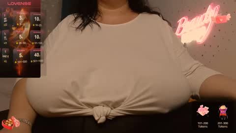 Maya online show from February 26, 7:27 pm