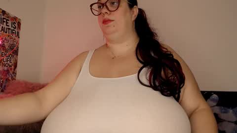 Maya online show from November 10, 8:13 am