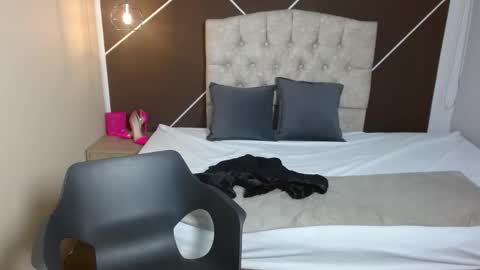 Scarlet online show from September 18, 11:56 am