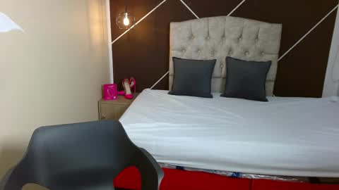 Scarlet online show from September 22, 11:23 am