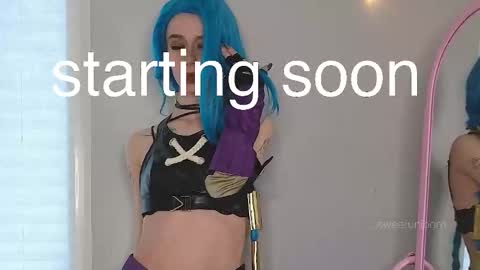 Elis  a little vacation Ill be here Saturday my schedules in bio online show from September 28, 7:03 am