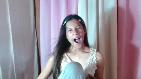 sweetvictoria2000 online show from November 5, 6:57 am