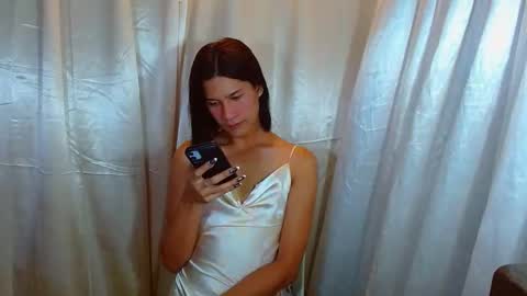 sweetvictoria2000 online show from June 2, 6:15 am