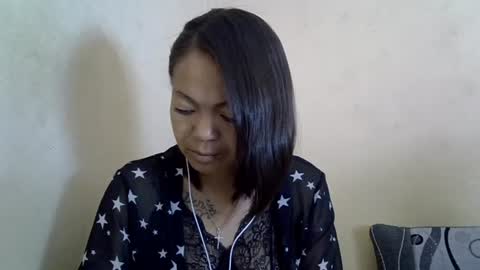 Sarah online show from October 6, 2:31 am