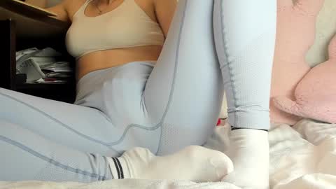 Mia online show from January 9, 12:25 am