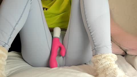 Mia online show from January 21, 11:24 pm