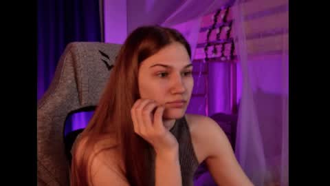Emily online show from April 3, 8:45 am