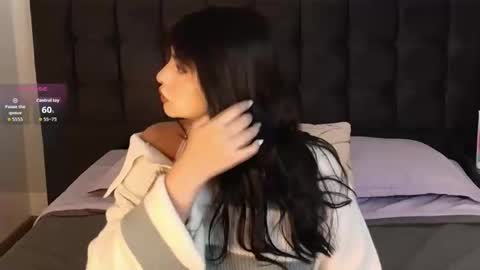 Snapshot of sweety_nicole_ chatting on October 22, 2:45 am sweety nicole 3 online show from October 22, 2:45 am