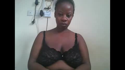 sweetyass25 online show from September 29, 4:28 am