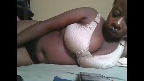 sweetyass25 online show from October 15, 6:57 am