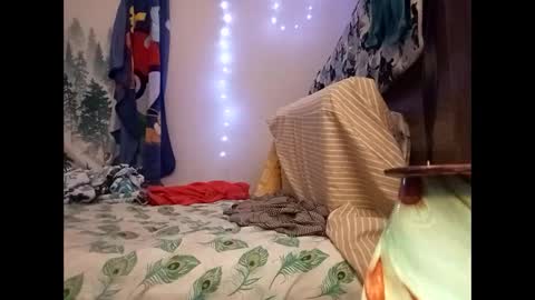 Snapshot of swollenclitneedsdad chatting on November 22, 8:35 am swollenclitneedsdad online show from November 22, 8:35 am