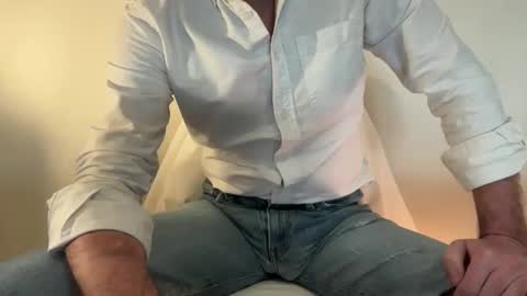 Snapshot of swtlick chatting on December 14, 9:58 am Swtlick online show from December 14, 9:58 am