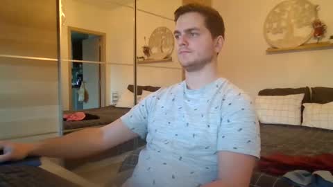 syl092 online show from January 30, 4:34 pm