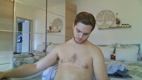 syl092 online show from November 13, 1:32 pm