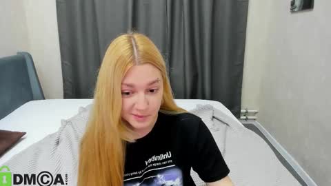 Snapshot of sylvia_ortiz chatting on October 19, 1:06 am Sylvia online show from October 19, 1:06 am