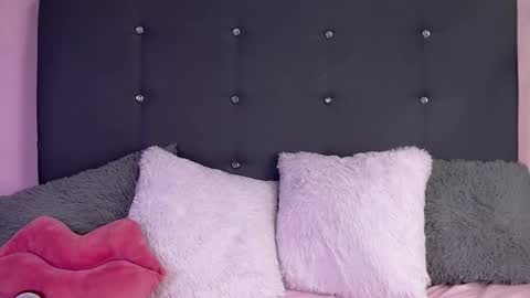 symphonny online show from February 26, 6:21 pm