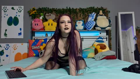 Jennah online show from June 6, 1:21 am