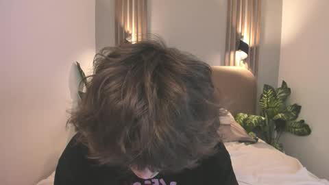 syndydels online show from February 18, 10:55 am