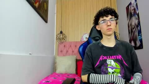 Syriussz online show from February 19, 7:32 pm