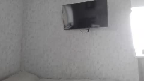 Den online show from October 22, 8:25 am