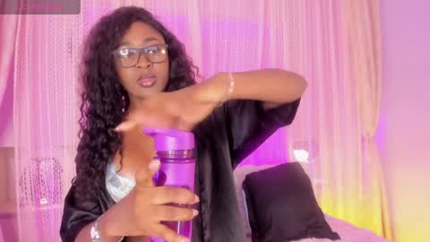 t4mmy_ online show from April 25, 4:15 am