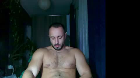 Huracane online show from November 6, 2:29 pm