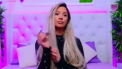 Snapshot of taahiraarabian chatting on December 17, 1:50 pm Arianna online show from December 17, 1:50 pm