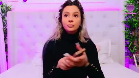 Snapshot of taahiraarabian chatting on January 12, 1:16 pm Arianna online show from January 12, 1:16 pm