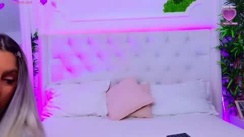 Snapshot of taahiraarabian chatting on January 15, 1:16 pm Arianna online show from January 15, 1:16 pm