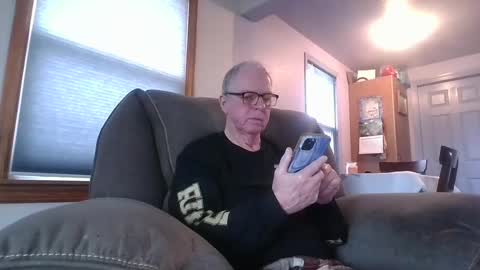 Snapshot of tacrunner66_ chatting on February 15, 11:47 pm tacrunner66_ online show from February 15, 11:47 pm