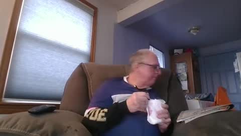 Snapshot of tacrunner66_ chatting on February 18, 12:15 am tacrunner66_ online show from February 18, 12:15 am