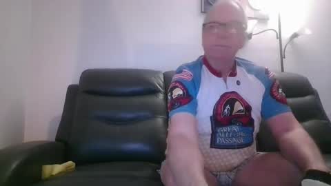 Snapshot of tacrunner66_ chatting on February 22, 3:36 pm tacrunner66_ online show from February 22, 3:36 pm