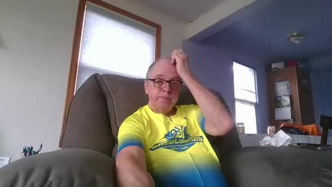 Snapshot of tacrunner66_ chatting on February 26, 9:37 pm tacrunner66_ online show from February 26, 9:37 pm