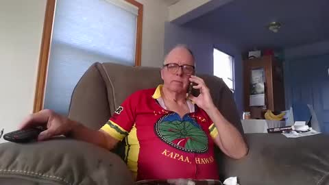 Snapshot of tacrunner66_ chatting on March 1, 10:31 pm tacrunner66_ online show from March 1, 10:31 pm