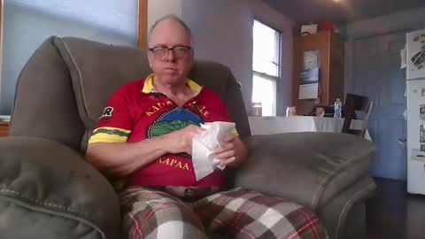 Snapshot of tacrunner66_ chatting on March 7, 10:32 pm tacrunner66_ online show from March 7, 10:32 pm