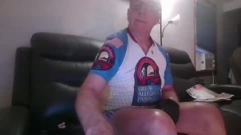 Snapshot of tacrunner66_ chatting on September 24, 1:47 pm tacrunner66_ online show from September 24, 1:47 pm