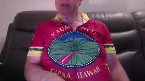 Snapshot of tacrunner66_ chatting on October 11, 2:48 pm tacrunner66_ online show from October 11, 2:48 pm