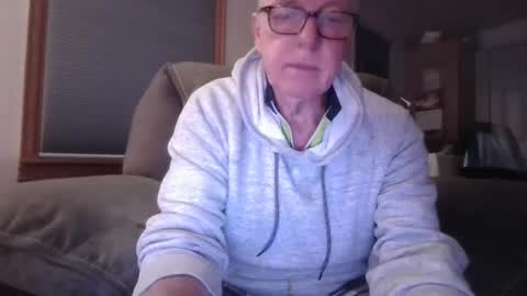 Snapshot of tacrunner66_ chatting on October 12, 2:54 am tacrunner66_ online show from October 12, 2:54 am