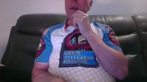 Snapshot of tacrunner66_ chatting on October 15, 2:39 pm tacrunner66_ online show from October 15, 2:39 pm