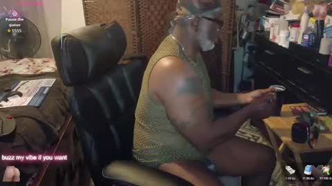 Snapshot of tadaha72 chatting on November 11, 4:51 pm Tadaha72 online show from November 11, 4:51 pm