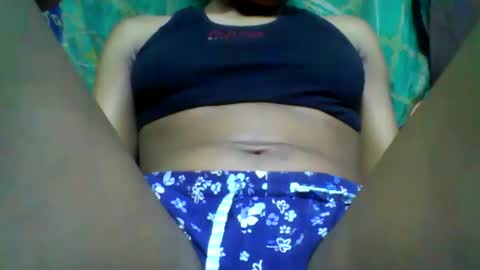 Snapshot of tahiriniah chatting on February 18, 6:15 pm tahiriniah online show from February 18, 6:15 pm