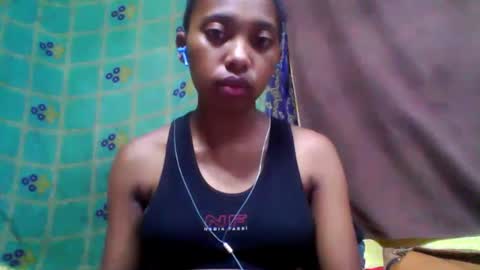Snapshot of tahiriniah chatting on February 19, 2:55 pm tahiriniah online show from February 19, 2:55 pm