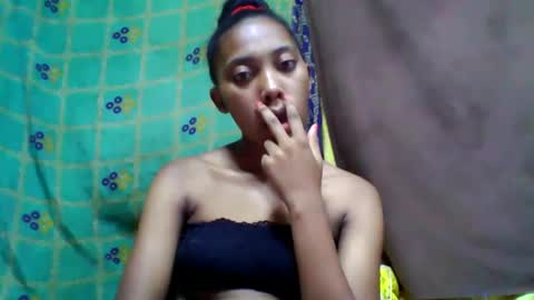 Snapshot of tahiriniah chatting on February 28, 11:58 am tahiriniah online show from February 28, 11:58 am