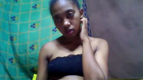 Snapshot of tahiriniah chatting on February 28, 7:35 pm tahiriniah online show from February 28, 7:35 pm