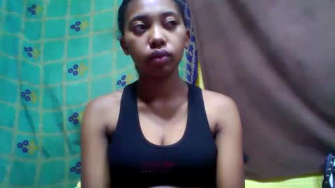 Snapshot of tahiriniah chatting on March 2, 3:24 am tahiriniah online show from March 2, 3:24 am