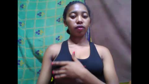 Snapshot of tahiriniah chatting on March 2, 7:23 pm tahiriniah online show from March 2, 7:23 pm
