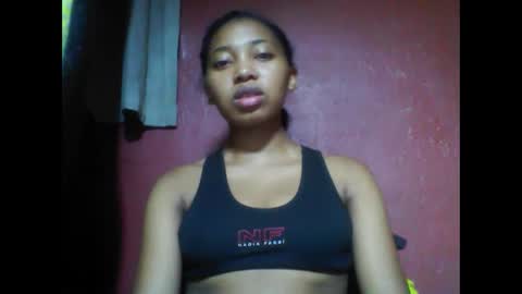 Snapshot of tahiriniah chatting on March 4, 6:07 pm tahiriniah online show from March 4, 6:07 pm