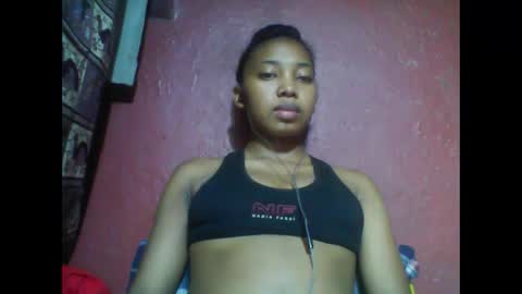 Snapshot of tahiriniah chatting on March 6, 6:59 pm tahiriniah online show from March 6, 6:59 pm