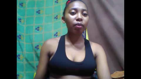 Snapshot of tahiriniah chatting on March 8, 12:52 pm tahiriniah online show from March 8, 12:52 pm