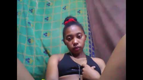 Snapshot of tahiriniah chatting on March 8, 9:08 pm tahiriniah online show from March 8, 9:08 pm